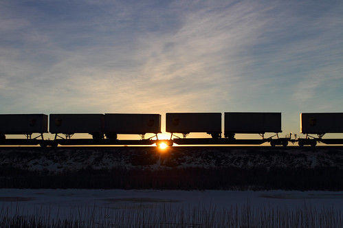 bnsf intermodal sunrise bnsfbrushsub silhouette pup ups trailers piggyback intermodaltrain ztrain barr colorado train railroad co