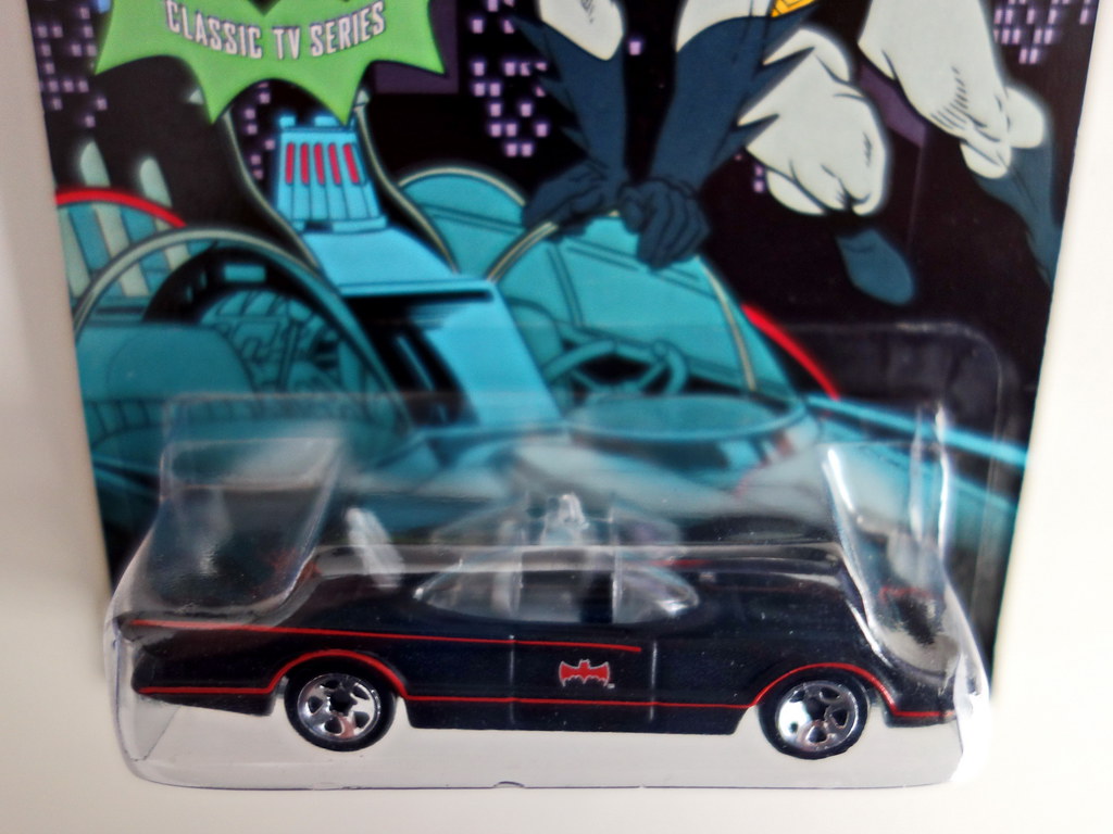 Image of Batman Classic TV Series Batmobile - DFK71 (2)