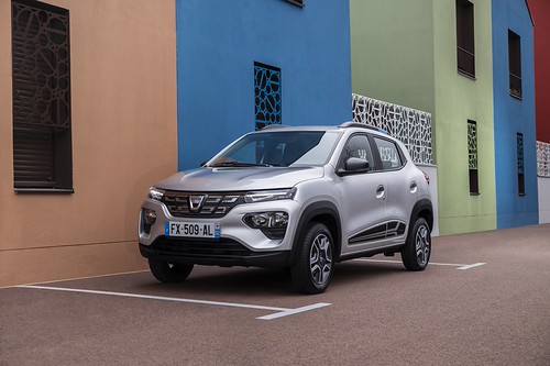Dacia Spring vai melhorar autonomia e potência em 2023