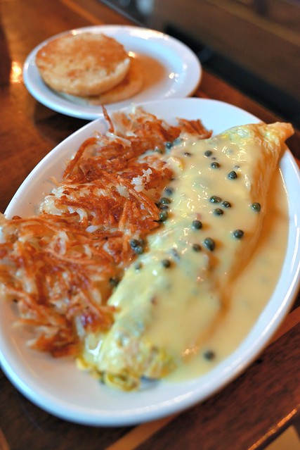 Frank's Diner - Smoked Salmon Omelet