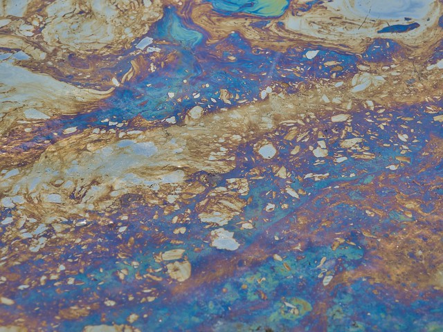 Mono Lake - South Tufa - Abstract oil/water