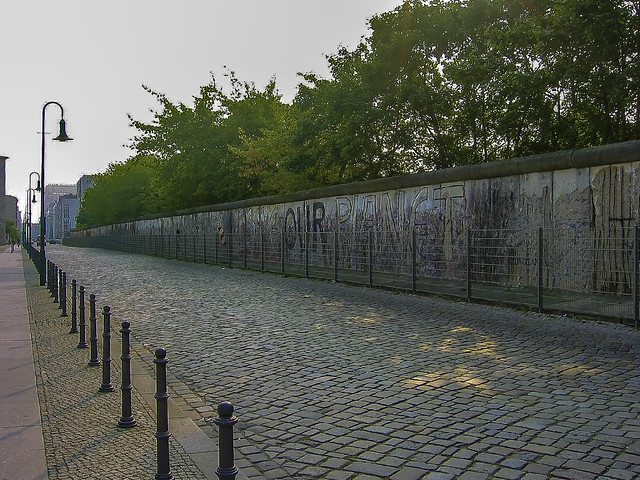 2002 Berlin - The wall