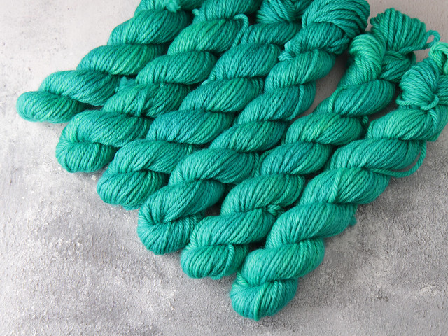 DK Minis – pure Merino wool superwash hand dyed yarn 20g miniskeins – ‘Aquaphobia’