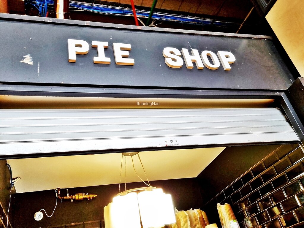 Small Town Pie Co. Pie Shop Signage
