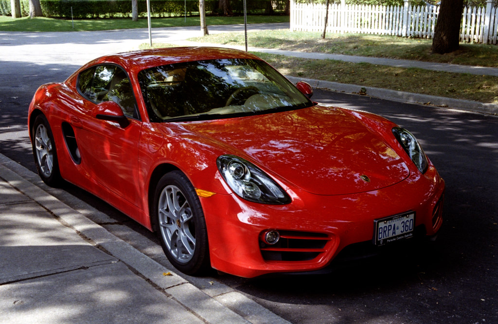 Red Porsche Caymen Sept 2022