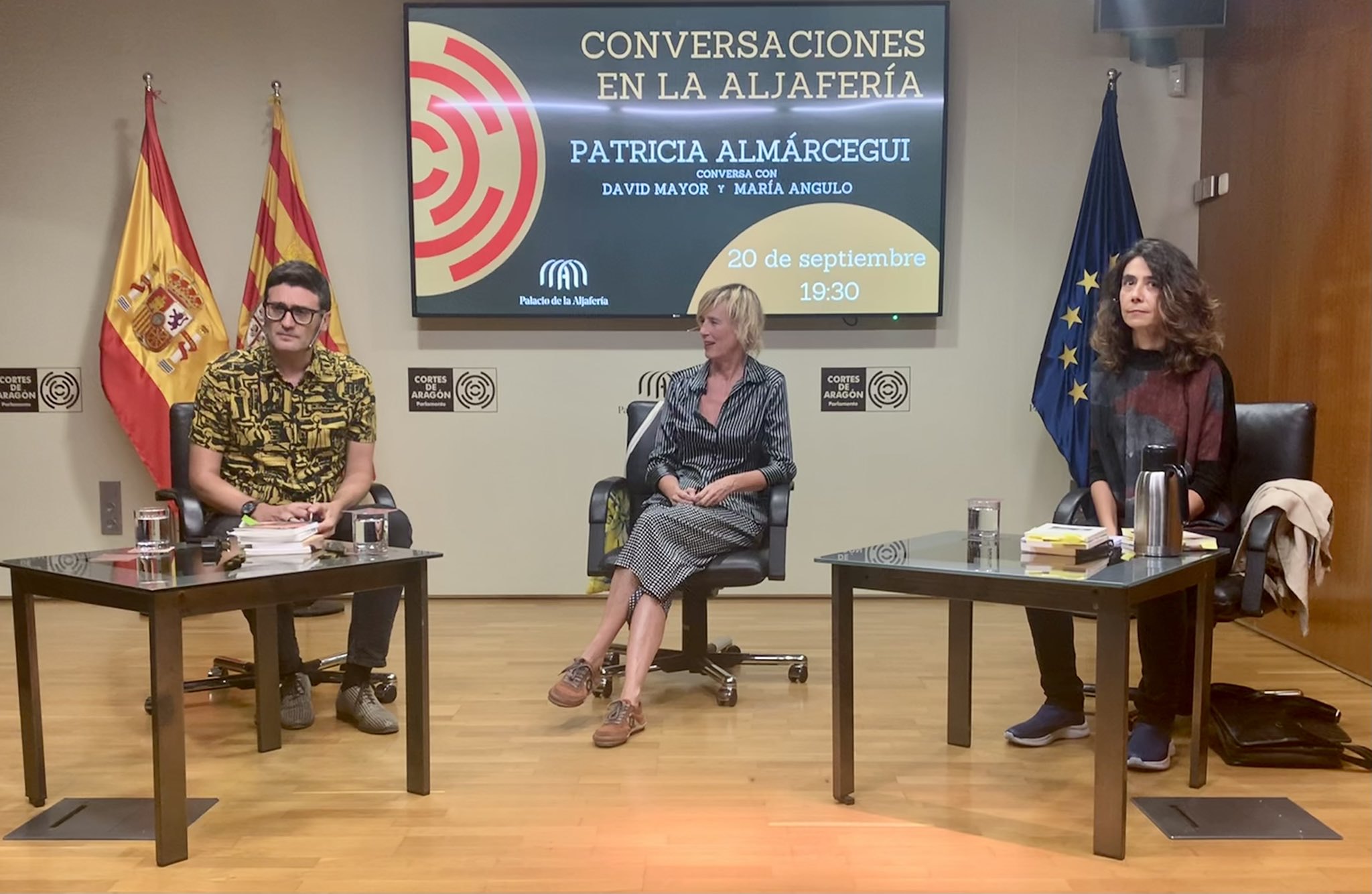 Patricia Almarcegui, María Angulo y David Mayor durante la conversación. Fuente: Palacio de la Aljafería
