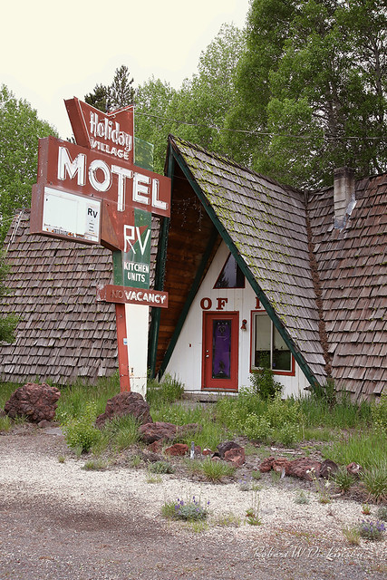 Holiday Village Motel IV