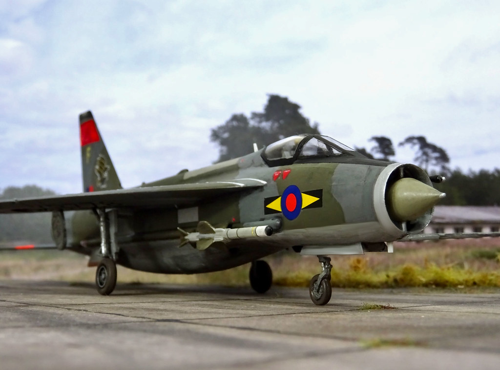 1:72 English Electric/BAC ‘Skyspark’ F.6; aircraft ‚F (s/n XR778)' of the Royal Air Force 11 Squadron; RAF Binbrook (Linconshire, Eastern UK), 1977 (What-if/kitbashing)