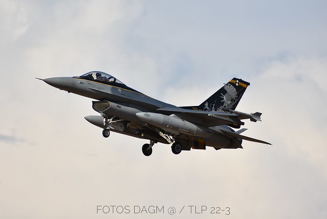 TLP 22-3 / GENERAL DYNAMICS F-16AM FIGHTING FALCON (c/n 6H-57) FUERZA AÉREA DE BÉLGICA (FA-57) 105th ANNIVERSARY 1st SQUADRON 