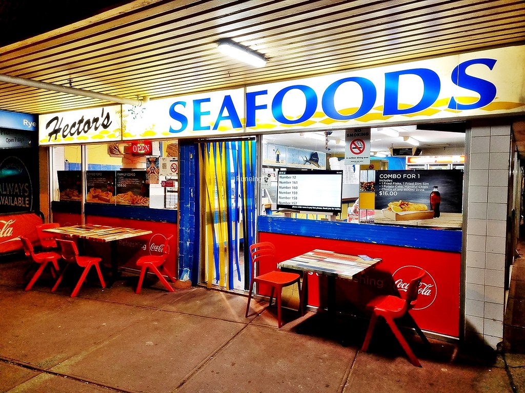 Hector's Seafoods Exterior