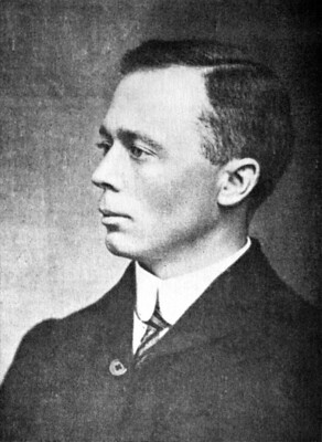 Il prof. Henry Harold Welch Pearson, fotografato nel 1913, l’anno di fondazione del giardino