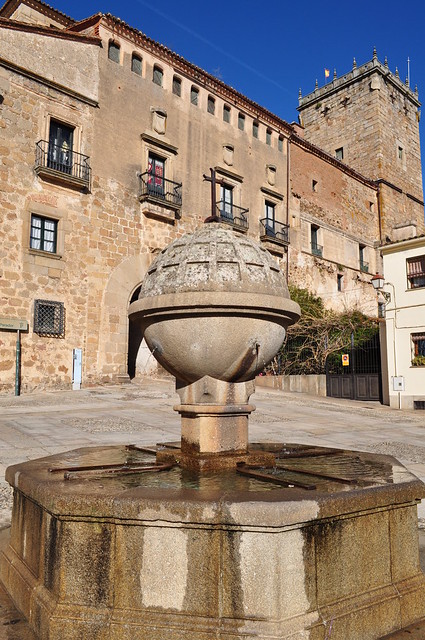 Fontaine de St Nicolas, plaza de San Vicente Ferrer, Plasencia, province de Caceres, Estrémadure, Espagne.