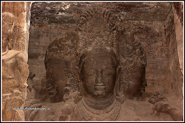 11861 - Maheswaramurthi Siva at Elephanta Caves