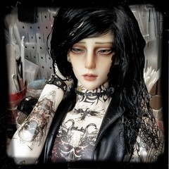 I thought my tattooed boy needed some love so I made him a new wig. I've spent a ton of time fixing and adjusting his wig pattern and never made him an actual permanent wig. He's been in the first draft (that was too short) for like a year. So, here it is