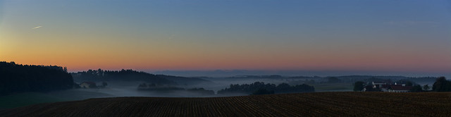 Holzland und Watzmann im Morgennebel