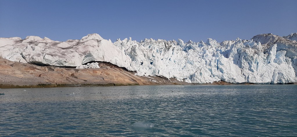 Qalerallit Glacier, Greenland
