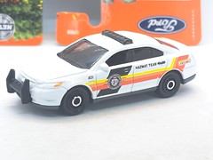 MATCHBOX FORD POLICE INTERCEPTOR HAZMAT TEAM CAR 1/64