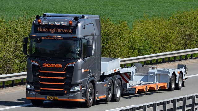 NL - Huizing Harvest Scania NG R520