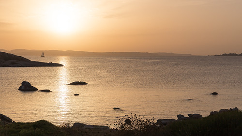 Douce soirée estivale by S. Torres, sardaigne sardegna coucher de soleil sunset mer méditerranée archipelago isla la maddalena