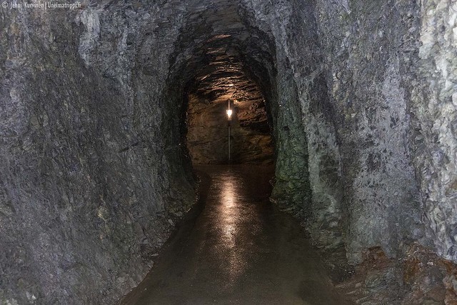 Tunneli Aareschluchtissa