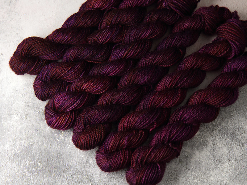 Favourite Sock Minis – pure Merino wool superwash 4 ply / fingering hand dyed yarn 20g miniskeins – ‘Dancing in the Dark’