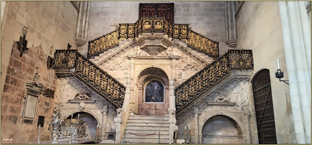 🇪🇸 🇪🇺 Escalera dorada (Burgos, Castilla y León, España, 21-9-2022) ⭐