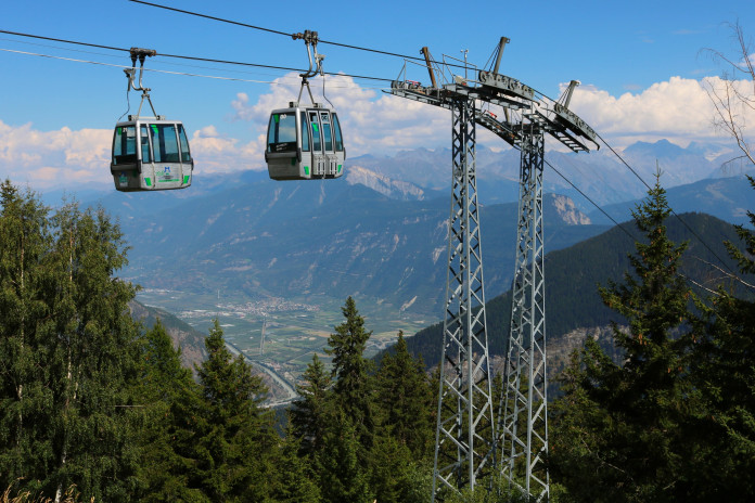 Poslední kabinkové lanovky Giovanola ve Švýcarsku (článek)