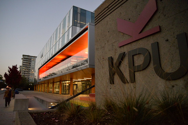 2022 KPU orange lights