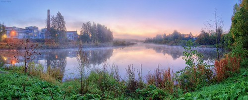 Misty Autumn Morning (1) by urpo.patsi,
Lake Iidesjärvi
Tampere, Finland
Usvainen syysaamupanasoniclumixdmcgm1 landscape autumn mistymor