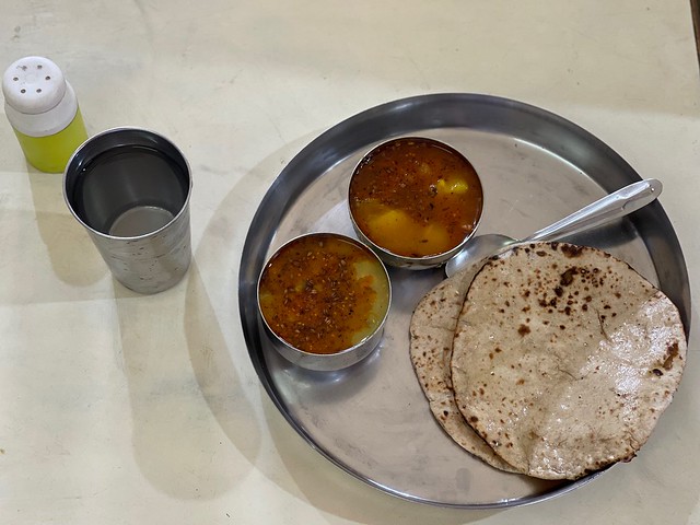 City Food - Pandit Vaishno Dhaba, Sadar Bazar, Gurgaon