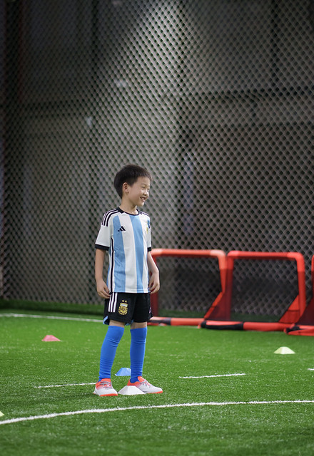 Chenyang Playing Football
