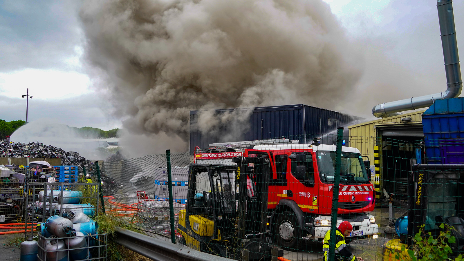Opérations : feu industriel à Rousset : la technologie au service des Pompiers13