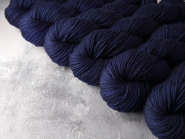 Dynamite DK pure British Bluefaced Leicester wool hand dyed yarn 100g – ‘Depth Charge’
