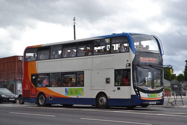 Stagecoach Manchester 10628 SN16OXK