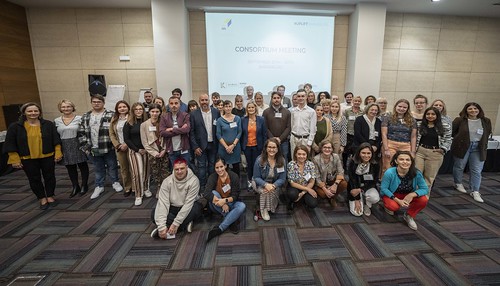 29/09/2022 - Orkestra y el Ayuntamiento de Barakaldo reúnen a más de 50 jóvenes y profesionales internacionales del ámbito de la investigación para reflexionar sobre las desigualdades que afectan al colectivo joven