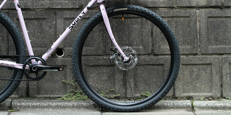 Surly / Midnight Special / Metallic Lilac 700C