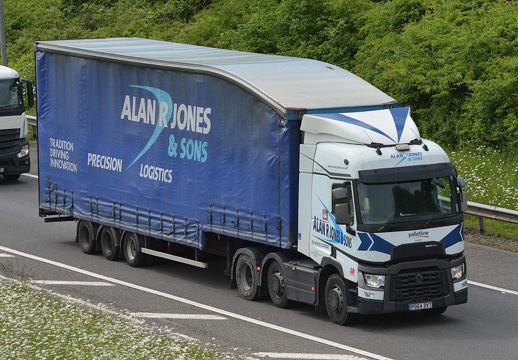 Alan R Jones PO64DVT | M5 Strensham 19/05/2022 | Harry's On The Road