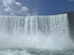 Niagara Falls: Horseshoe Falls from the Maid of the Mist