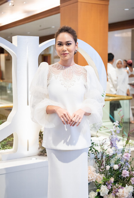 Koleksi Klasik & Moden Kontemporari RR Bridal RTW 2022/23