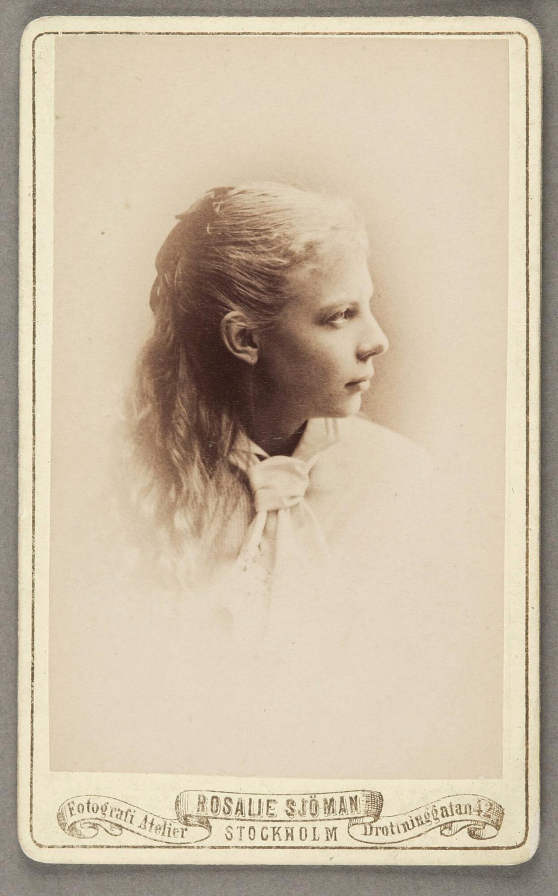 Rosalie Sjöman (Sverige, 1833 - 1919) :: Untitled, undated. Albumen print. | src Moderna Museet