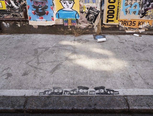 susuwatari pavement stencils by Toastoro