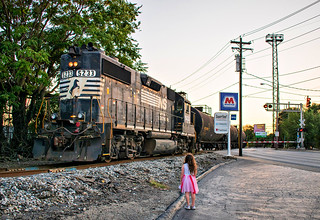 Watching NS T97 @ Ivorydale, OH - 10022022