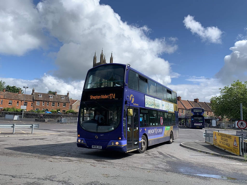 First West of England 37605 Volvo B9TL/Wright Eclipse Gemi… | Flickr