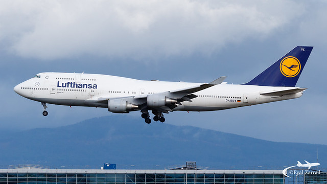 FRA - Lufthansa Boeing 747-400 D-ABVX