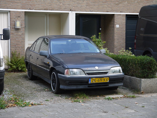 Opel Omega 2.6i GLS 1991