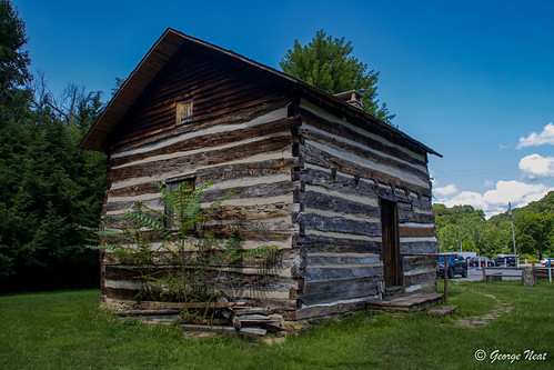 Raisch Log Cabin by George Neat Road Trip Photography, 0730-1053-22

Raisch Cabin is one of the oldest structures in Mercer County and sits along the Erie 