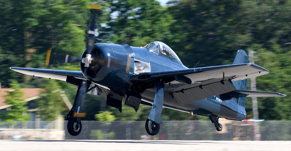 Grumman F8F-1B Bearcat N2209 US Navy BuNo 122095