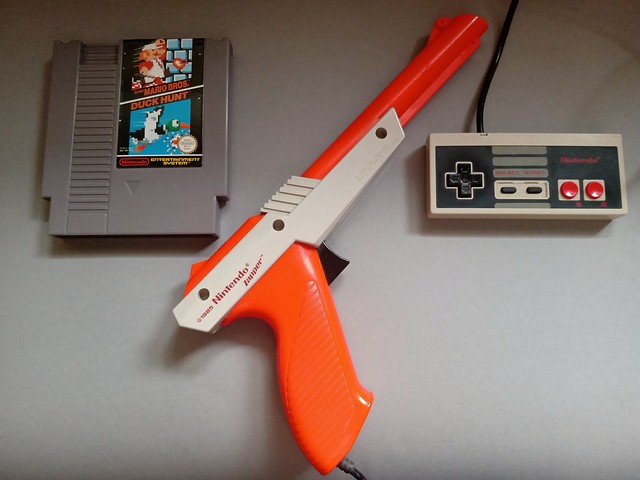 Duck Hunt for the NES with the Zapper
