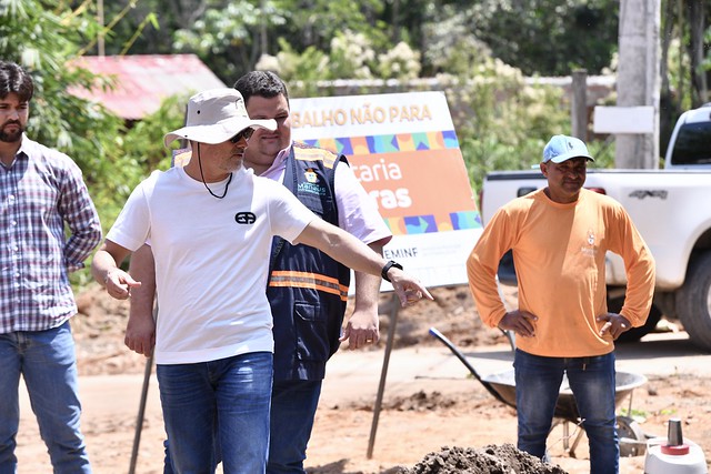 04.10.22 - Prefeito David Almeida fiscaliza ações do programa 'Asfalta Manaus' por toda cidade