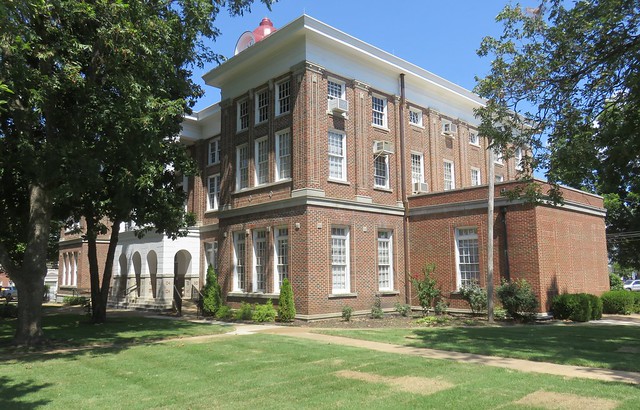 Marshall County Courthouse (Holly Springs, Mississippi)